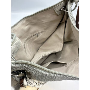 Sac à main de style hobo en toile texturée avec anse tressée