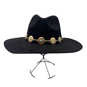 Chapeau fedora avec des disques métalliques ronds à pierre turquoise