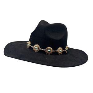 Chapeau fedora avec des disques métalliques ronds à pierre turquoise