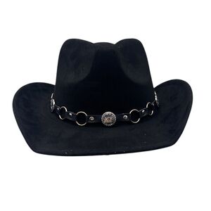 Chapeau de style fedora-cowboy avec bandeau en simili et conchos