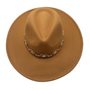 Chapeau fedora uni à bandeau de chaîne doré avec des médaillons