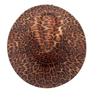 Chapeau fedora à motif intégral en léopard et une fine bande dorée