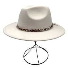 Chapeau fedora uni avec fines bandes de garniture à motif léopard