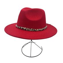 Chapeau fedora uni avec fines bandes de garniture à motif léopard