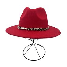 Chapeau fedora uni avec fines bandes de garniture à motif léopard