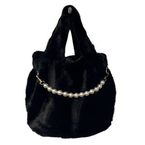 Sac à main en fausse fourrure douce avec petite chaine de perles