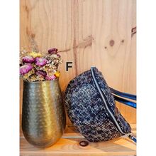 Sac banane en polyester à motif léopard recouvert de sequins