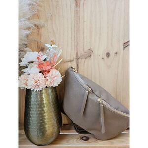 Sac banane uni en simili cuir à double fermeture glissière