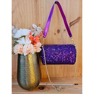 Sac forme cylindrique avec des sequins à fermeture éclair