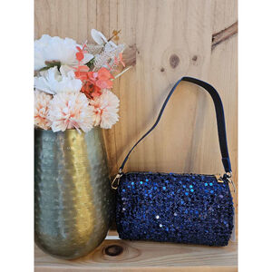 Sac forme cylindrique avec des sequins à fermeture éclair