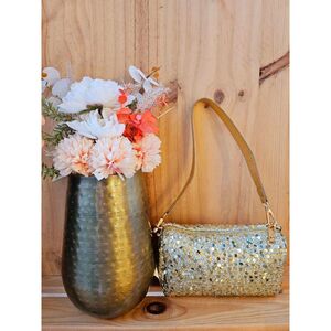 Sac forme cylindrique avec des sequins à fermeture éclair