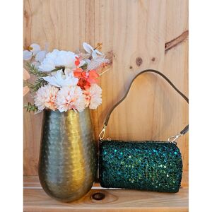 Sac forme cylindrique avec des sequins à fermeture éclair