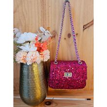 Sac bandoulière à sequins avec chaîne et fermoir tourniquet