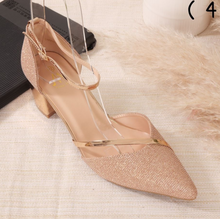 Escarpins pointu à paillettes avec fine lanière en verni taille 41-44