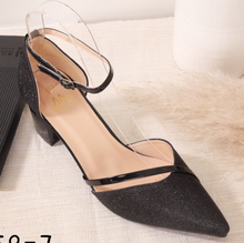 Escarpins pointu à paillettes avec fine lanière en verni taille 41-44