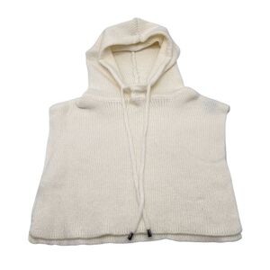 Bonnet cagoule en maille douce à une large écharpe avec un cordon de serrage