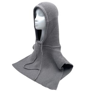 Bonnet cagoule en maille douce à une large écharpe avec un cordon de serrage