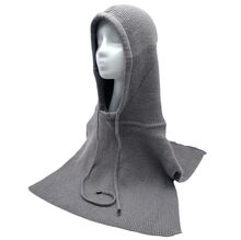 Bonnet cagoule en maille douce à une large écharpe avec un cordon de serrage