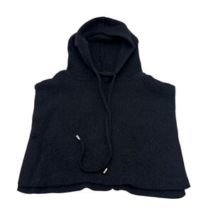 Bonnet cagoule en maille douce à une large écharpe avec un cordon de serrage