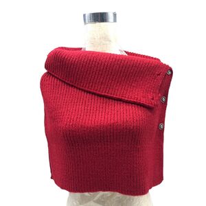 Cols sans capuchon  en maille côtelée épaisse avec des boutons ronds