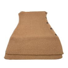 Cols sans capuchon  en maille côtelée épaisse avec des boutons ronds