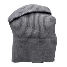 Cols sans capuchon  en maille côtelée épaisse avec des boutons ronds