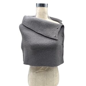 Cols sans capuchon  en maille côtelée épaisse avec des boutons ronds