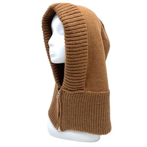 Bonnet cagoule en maille côtelée épaisse avec une fermeture éclair métallique