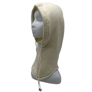 Bonnet cagoule à texture douce et confortable avec un cordon de serrage