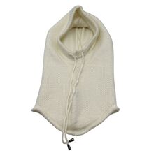 Bonnet cagoule à texture douce et confortable avec un cordon de serrage