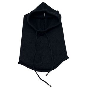 Bonnet cagoule à texture douce et confortable avec un cordon de serrage