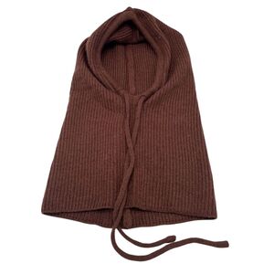 Bonnet cagoule à capuche en maille côtelée  avec  un cordon de serrage