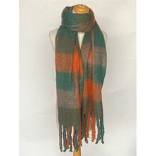 Écharpe acrylique et laine paré d'un imprimé à carreaux