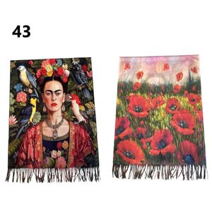 Écharpe réversible à l’effigie de Frida Kahlo bordée de franges