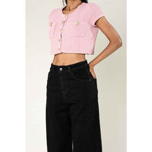 Jean stretch coupe droite et large en denim avec des effets délavés