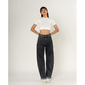 Jean stretch coupe droite et large en denim avec des effets délavés