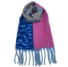 Écharpe modèle hiver bicolore avec motif léopard et zèbre à grosses franges - 12 pièces