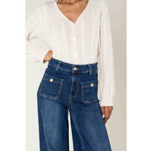 Jean WIDE à taille haute et stretch et poches plaquées avec boutons dorés