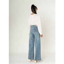 Jean WIDE à taille haute et stretch et poches plaquées avec boutons dorés