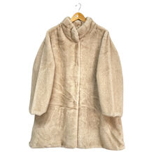 Manteau long en fausse fourrure doux au toucher avec coupe oversize