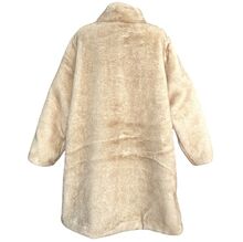 Manteau long en fausse fourrure doux au toucher avec coupe oversize