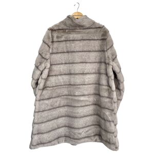 Manteau long en fausse fourrure doux au toucher avec coupe oversize