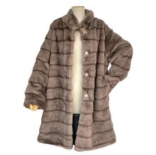 Manteau long en fausse fourrure doux au toucher avec coupe oversize