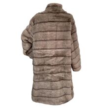 Manteau long en fausse fourrure doux au toucher avec coupe oversize