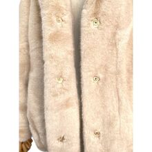 Veste en fausse fourrure effet vison  avec un toucher d'une grande douceur