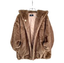 Veste à capuche en fausse fourrure effet vison  avec un toucher d'une grande douceur