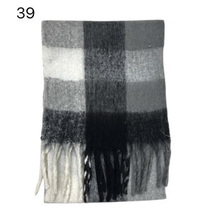 Écharpe douce et colorée à franges avec motif quadrillé - 3 pièces