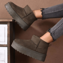 Bottine à semelle plateforme avec tige en simili daim taille 36-41