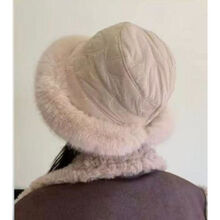 Chapeau bonnet d'hiver sublimé d’un contour en fausse fourrure - 12 pièces