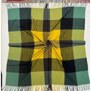 Grand foulard doux et chaud à motif de carreaux rehaussé de franges - 3 pièces